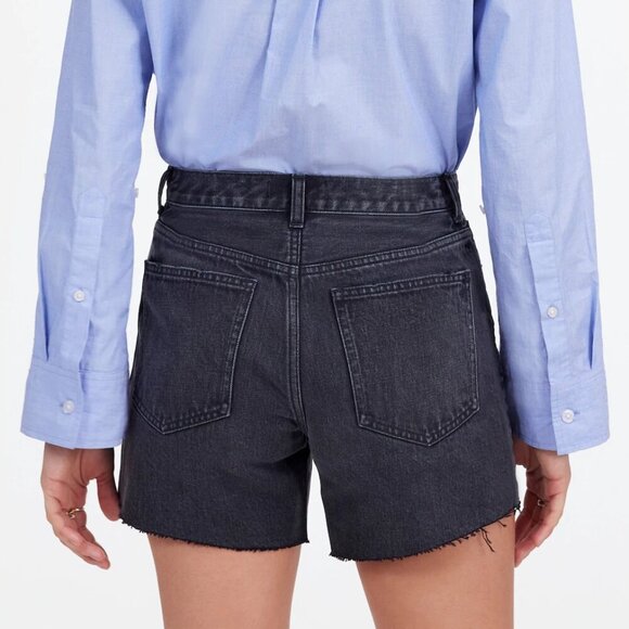 Madewell Brynn Long Shorts Raw Hem Button Fly Black Size 27 NWT - Picture 2 of 9